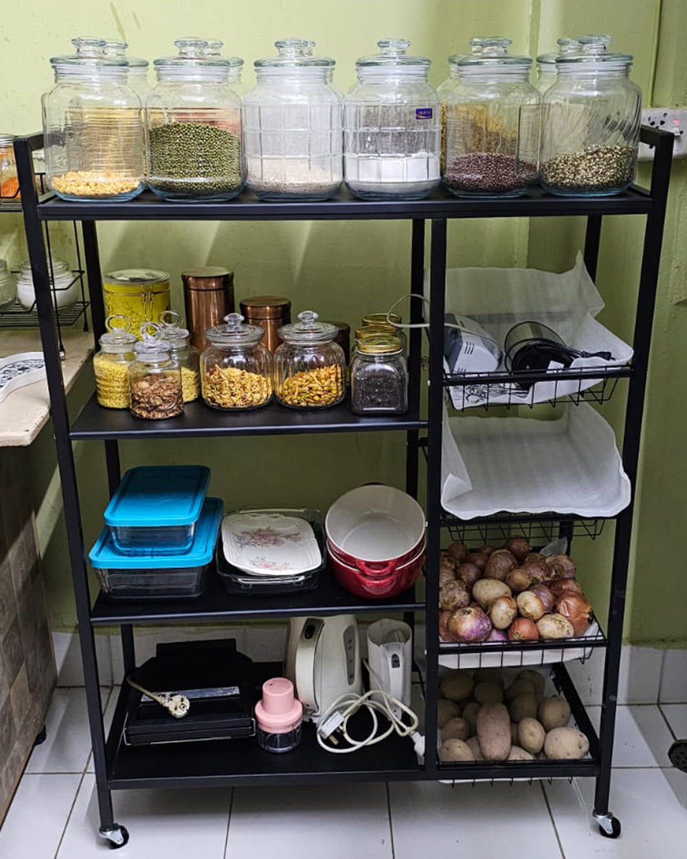 Multifunctional Storage Rack by Matrix